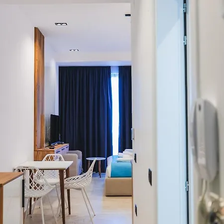 Jad Apartman *